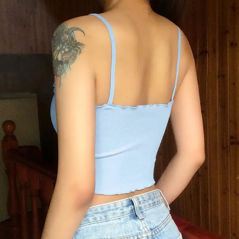 U-neck sling crop top with fungus and slim fit vest