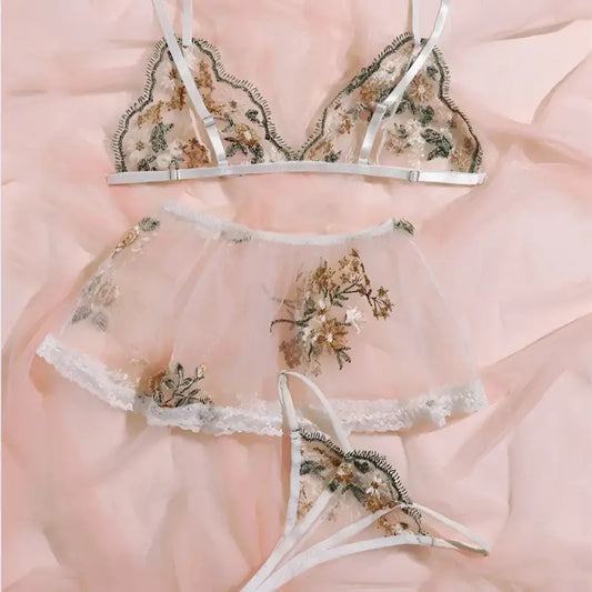 Lace & mesh 3-piece set: sheer elegance - intimates